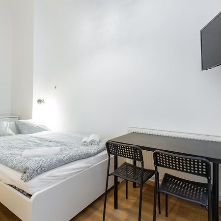 Nepszinhaz 16 Tiny Studios Budapeşte Dış mekan fotoğraf
