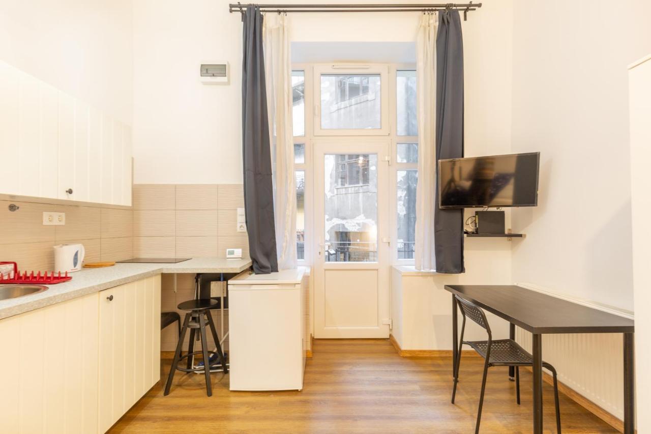 Nepszinhaz 16 Tiny Studios Budapeşte Dış mekan fotoğraf
