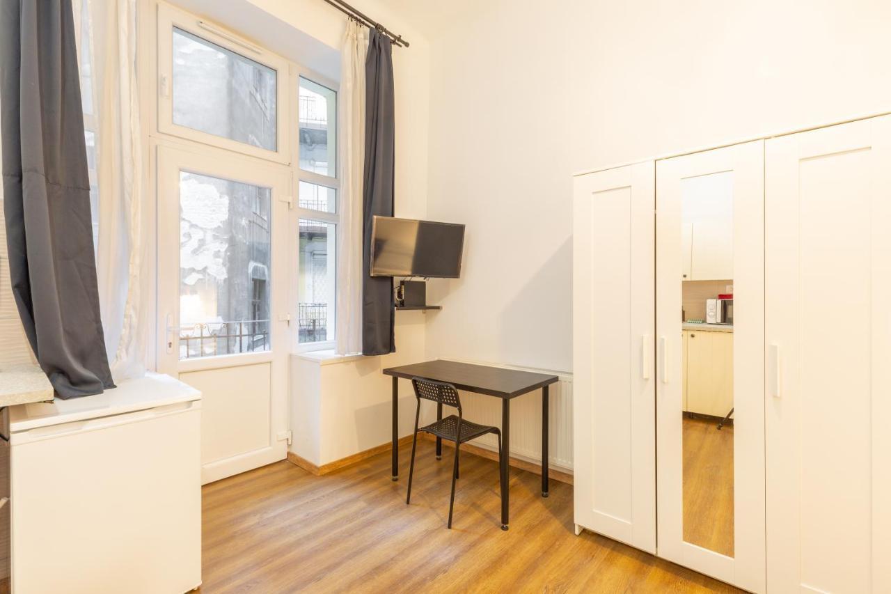 Nepszinhaz 16 Tiny Studios Budapeşte Dış mekan fotoğraf