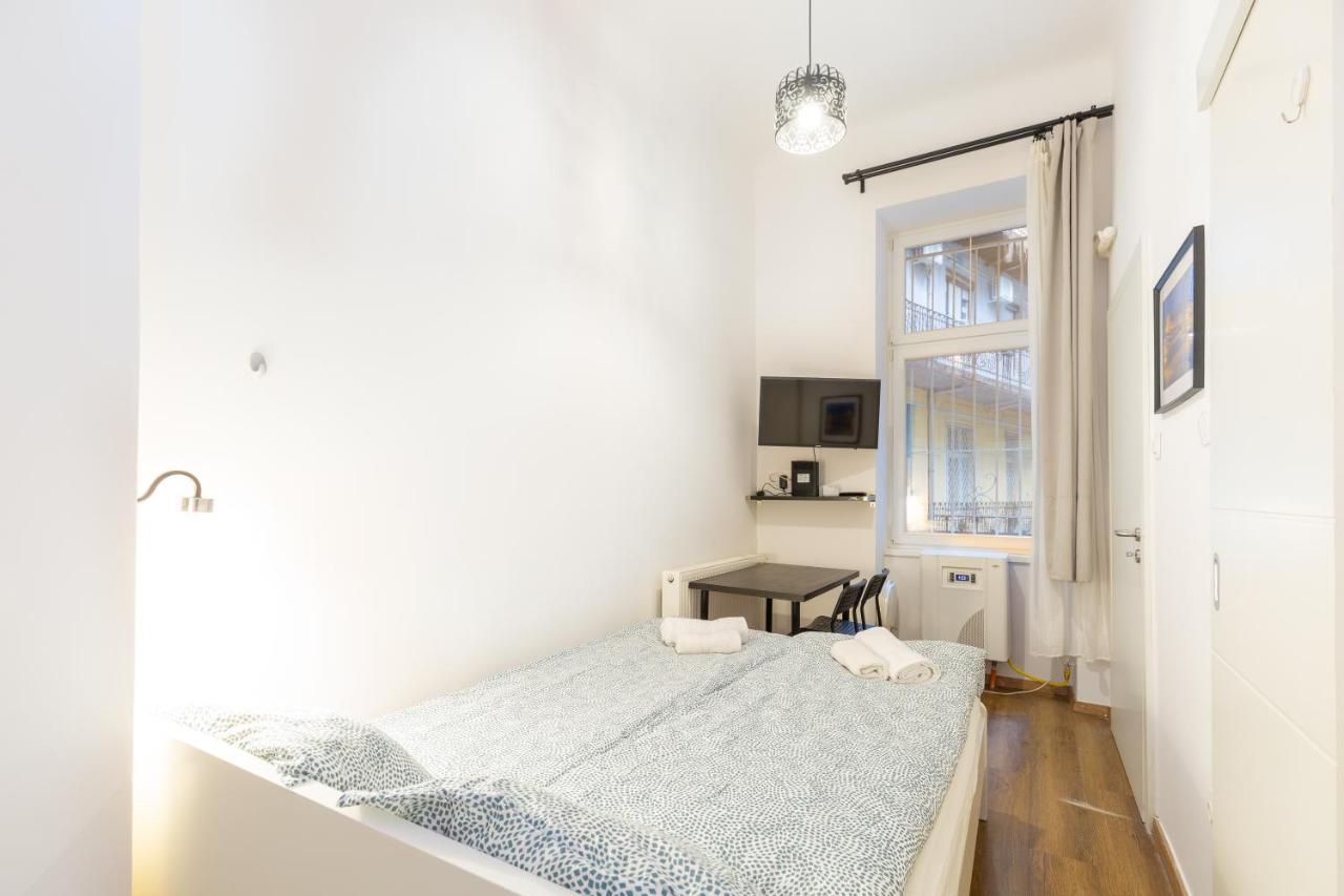 Nepszinhaz 16 Tiny Studios Budapeşte Dış mekan fotoğraf