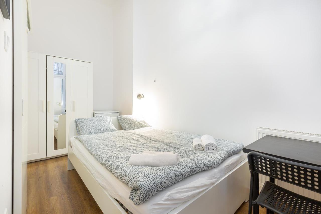 Nepszinhaz 16 Tiny Studios Budapeşte Dış mekan fotoğraf